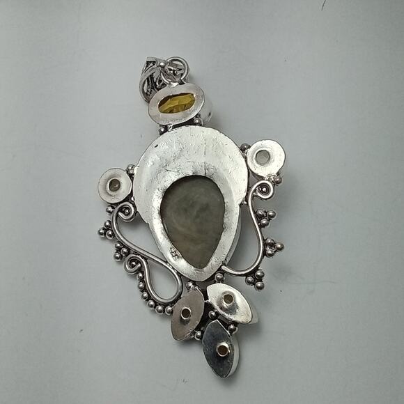 Sterling Silver Bali Goddess Pendant with Citrine and Prasiolite Gems - Picture 4 of 9